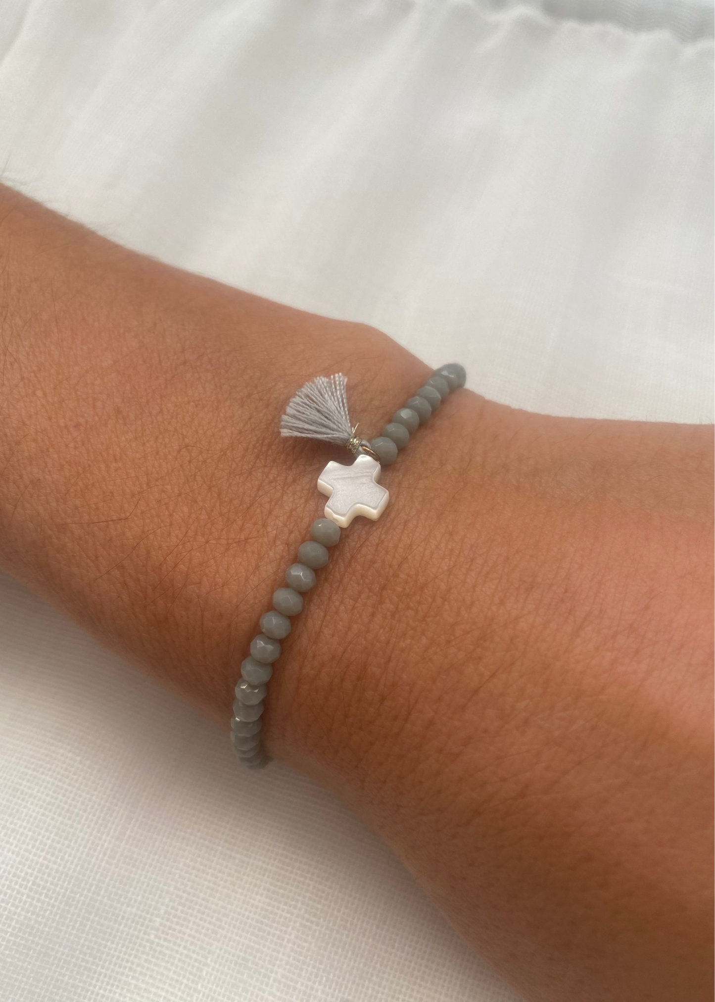 Pulsera cruz nácar